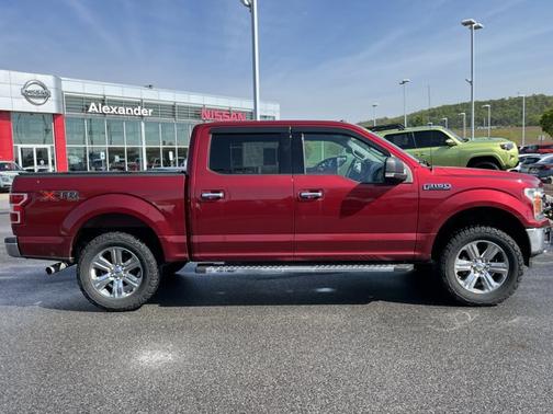 Ruby Red Metallic Tinted Clearcoat 2018 Ford F-150 XLT