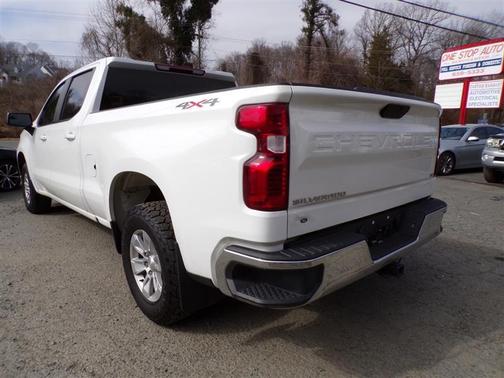 White 2021 Chevrolet Silverado 1500 LT