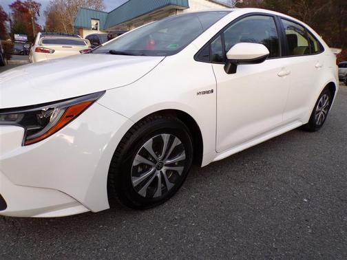 2020 Toyota Corolla Hybrid LE