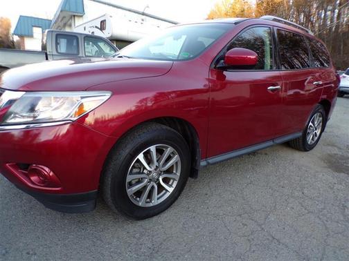 2013 Nissan Pathfinder SV