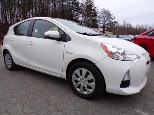 2014 Toyota Prius c Four