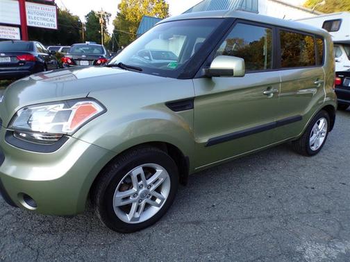 2011 Kia Soul +