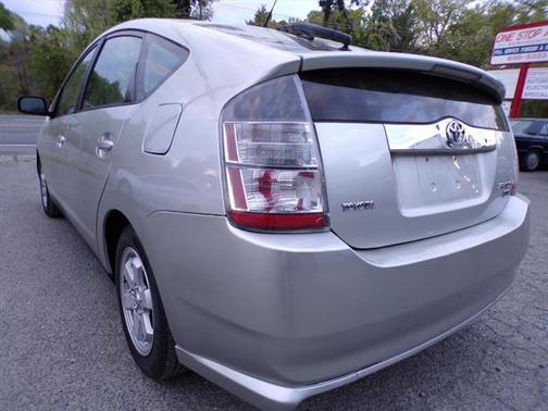 2005 Toyota Prius Base