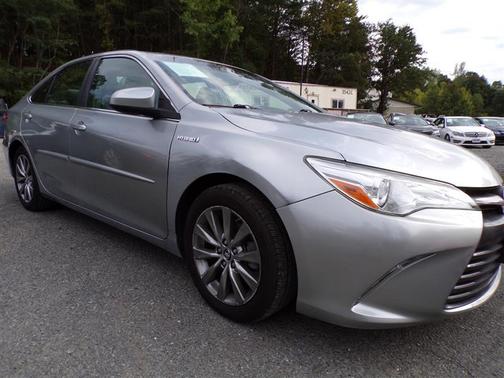 2015 Toyota Camry Hybrid SE