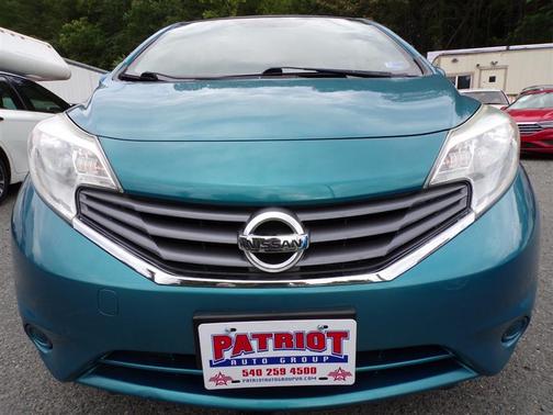 Blue 2014 Nissan Versa Note SV