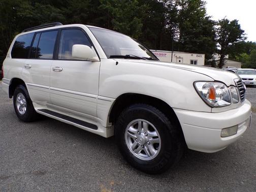 2002 Lexus LX 470 Base