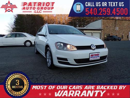 2016 Volkswagen Golf SportWagen TSI S 4-Door