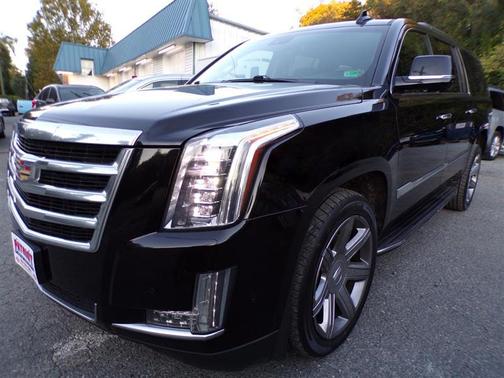 2020 Cadillac Escalade ESV Luxury
