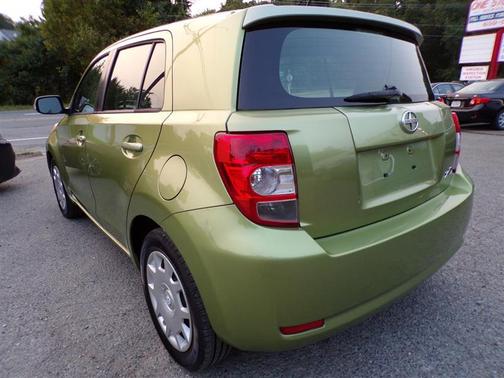2009 Scion xD