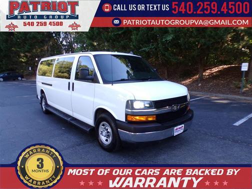 Summit White 2019 Chevrolet Express 3500 LT