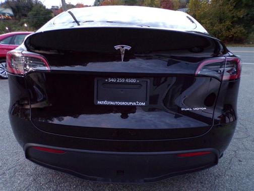 2023 Tesla Model Y Long Range AWD