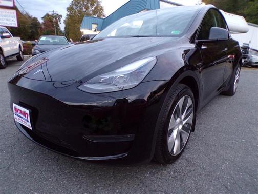 2023 Tesla Model Y Long Range AWD