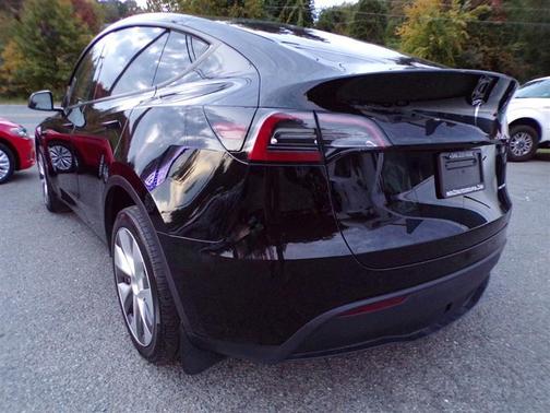 2023 Tesla Model Y Long Range AWD