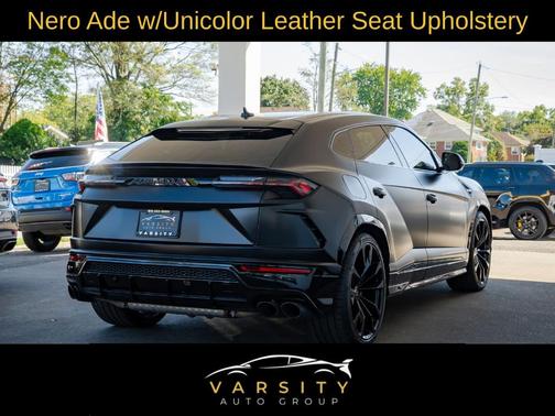 2022 Lamborghini Urus Base