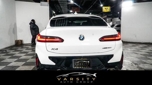2022 BMW X4 xDrive30i