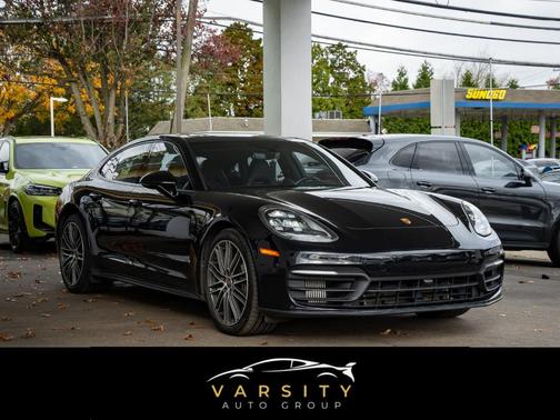 2021 Porsche Panamera 