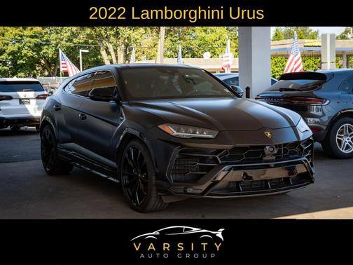 2022 Lamborghini Urus Base