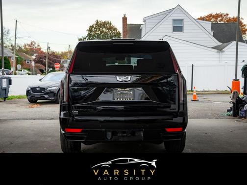 2024 Cadillac Escalade ESV Premium Luxury