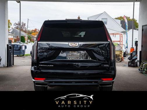 2024 Cadillac Escalade ESV Premium Luxury