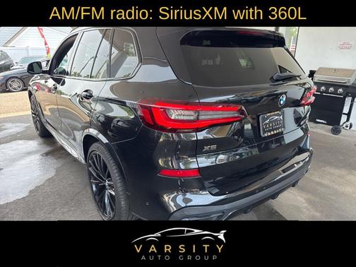 2022 BMW X5 M50i