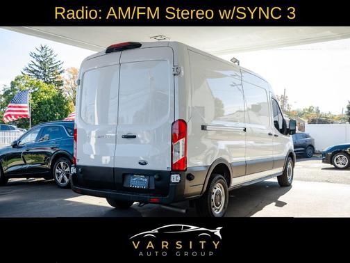 2024 Ford Transit-250 148 WB Medium Roof Cargo
