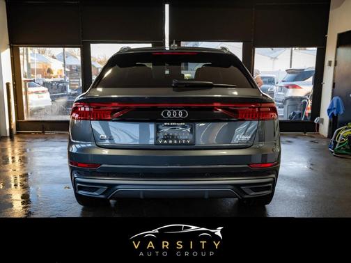 2021 Audi Q8 55 Premium Plus