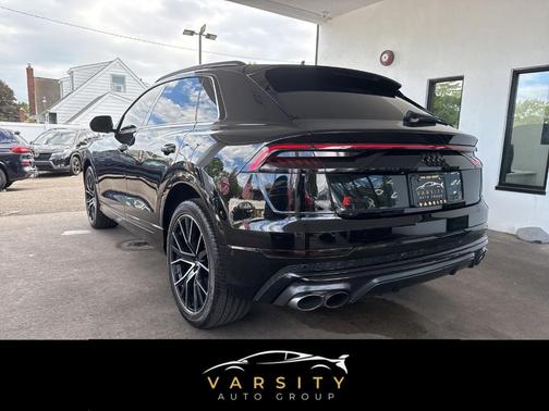 2023 Audi SQ8 4.0T Premium Plus
