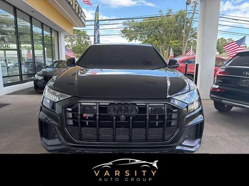 2023 Audi SQ8 4.0T Premium Plus