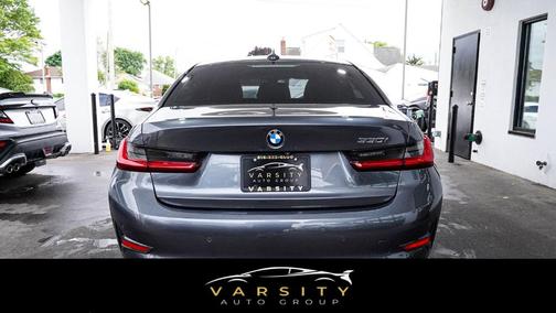 2020 BMW 330 i