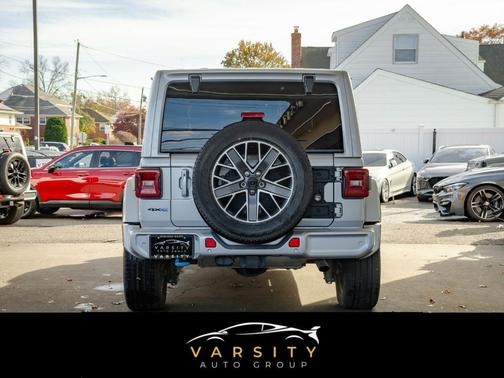 2022 Jeep Wrangler Unlimited 4xe Sahara