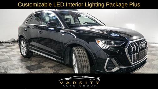 2022 Audi Q3 45 S line Premium