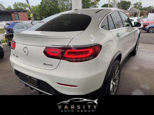 2022 Mercedes-Benz GLC 300 4MATIC Coupe