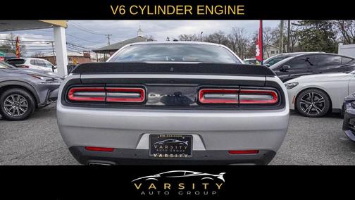 2022 Dodge Challenger SXT
