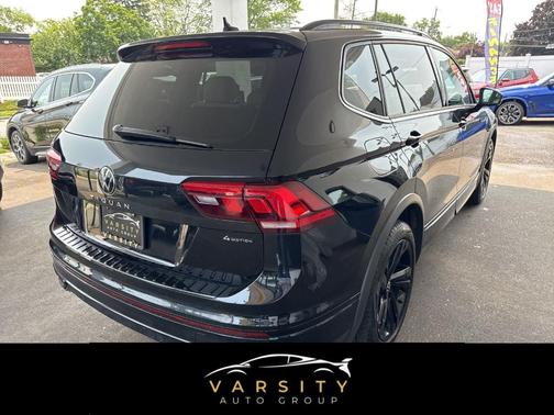 2023 Volkswagen Tiguan 2.0T SE R-Line Black