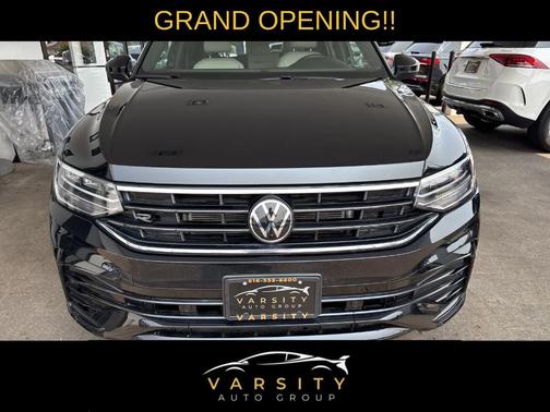 2023 Volkswagen Tiguan 2.0T SE R-Line Black