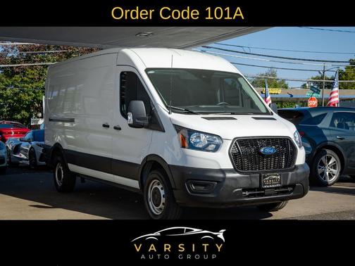 2024 Ford Transit-250 148 WB Medium Roof Cargo