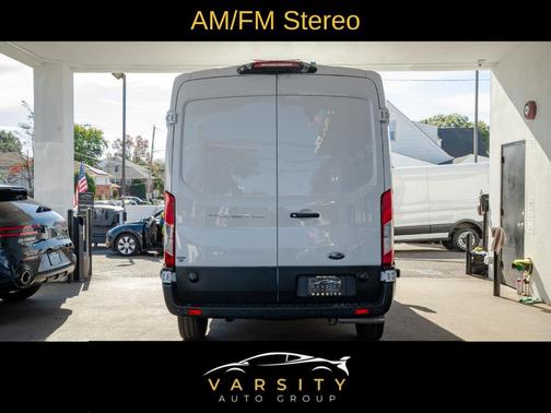 2024 Ford Transit-250 148 WB Medium Roof Cargo