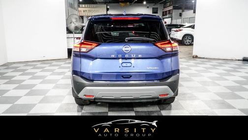 2022 Nissan Rogue SV