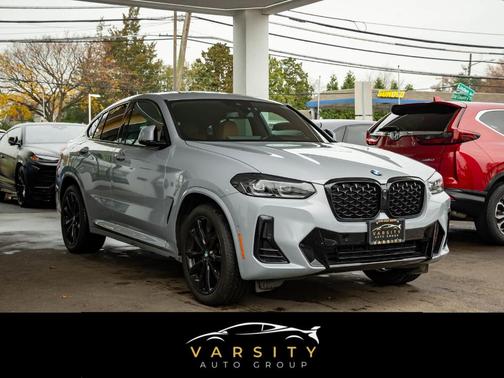 2023 BMW X4 xDrive30i