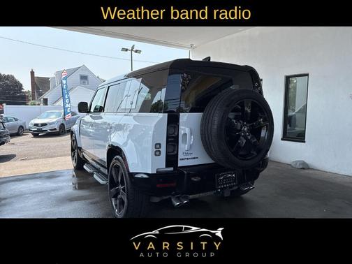 2023 Land Rover Defender 110 V8