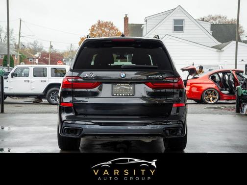 2022 BMW X7 xDrive40i