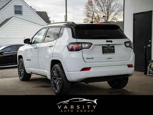 2022 Jeep Compass Altitude