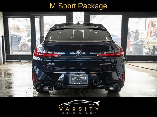 2023 BMW X4 xDrive30i