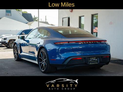 2023 Porsche Taycan Base