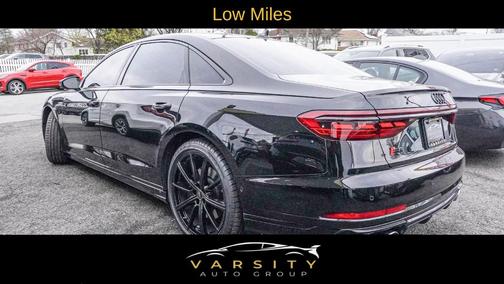 2022 Audi S8 4.0T quattro