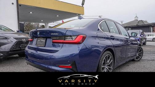 2022 BMW 330 i xDrive