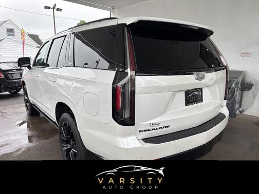 2022 Cadillac Escalade Sport Platinum