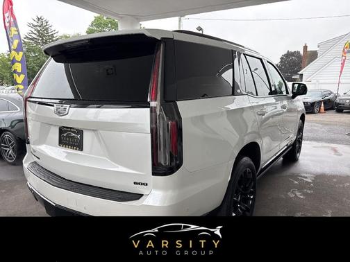2022 Cadillac Escalade Sport Platinum