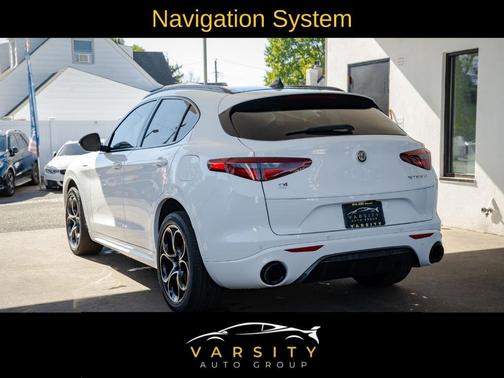 2022 Alfa Romeo Stelvio Veloce