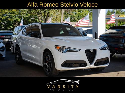 2022 Alfa Romeo Stelvio Veloce